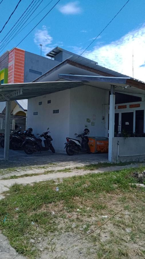 丹戎潘丹Belitung Backpacker公寓 外观 照片