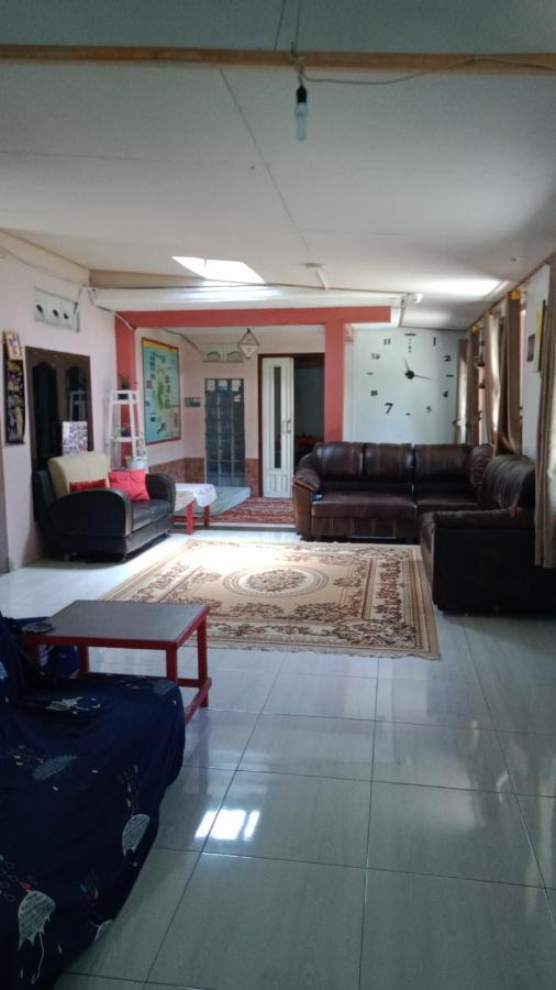 丹戎潘丹Belitung Backpacker公寓 外观 照片